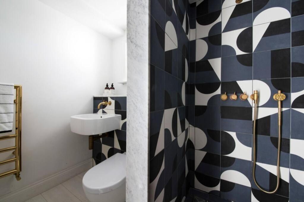 Large Townhouse Just 2 Minutes From The Sea/I360! Vila Brighton Exterior foto